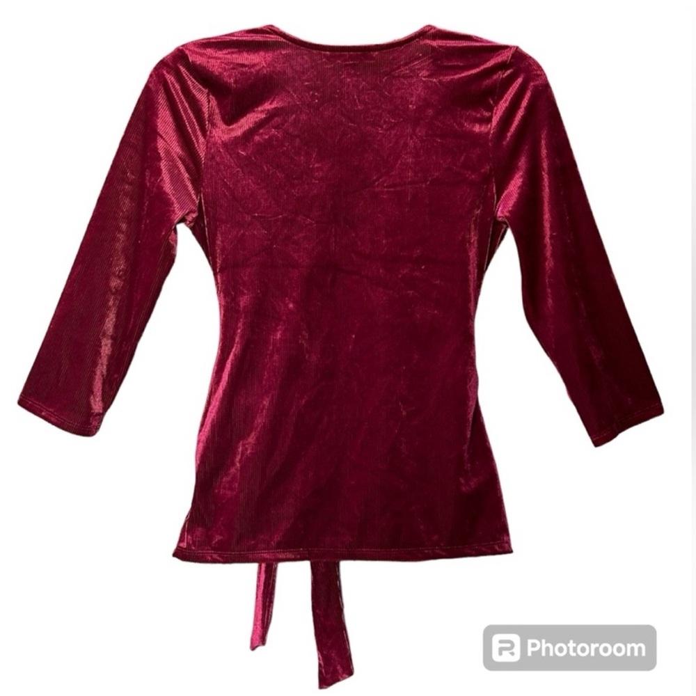 NWT Express Tie Front Velour Wrap Top Burgundy V Neck Size S - Picture 3 of 10
